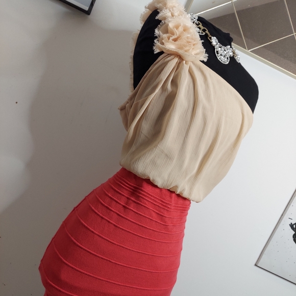 One shoulder strap dress - Picture 7 of 9